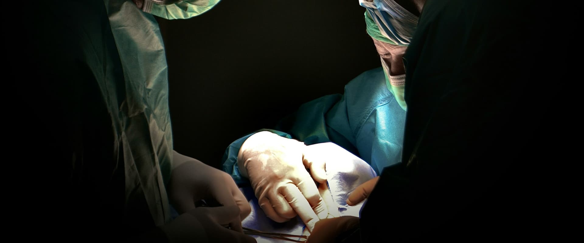 Surgical instruments